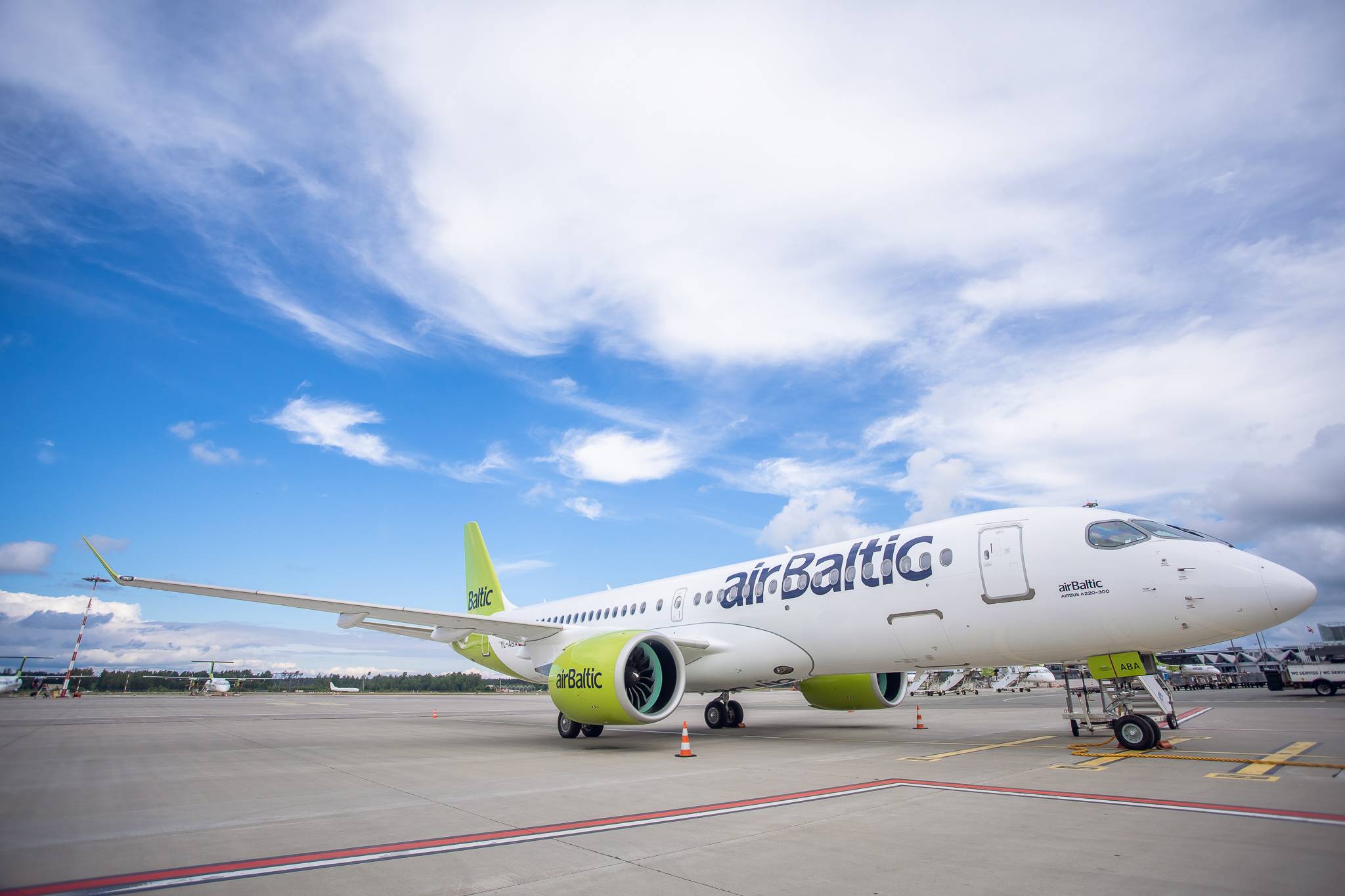airbaltic aircraft