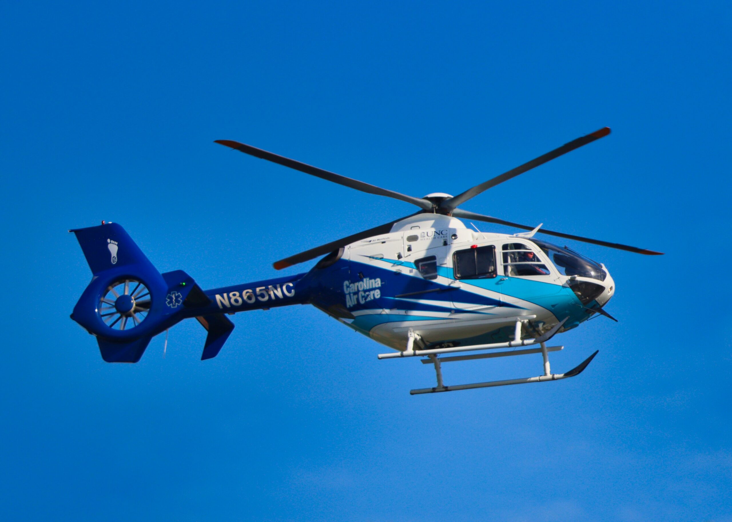 Carolina Care helicopter approaching UNC Hospital, Chapel Hill, North Carolina 