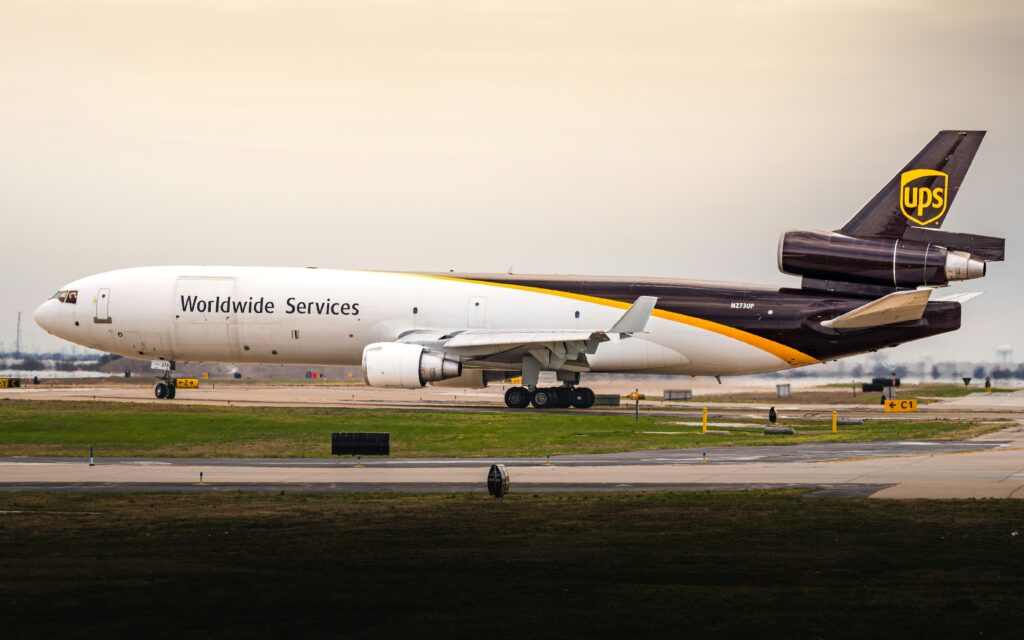 UPS MD-11F