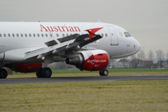 Austrian Airlines Airbus landing at Amsterdam Schiphol