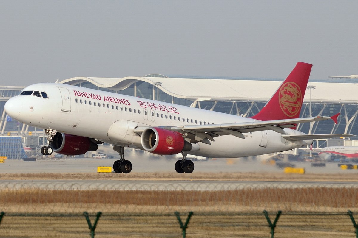 Airbus A320-214, Juneyao Airlines