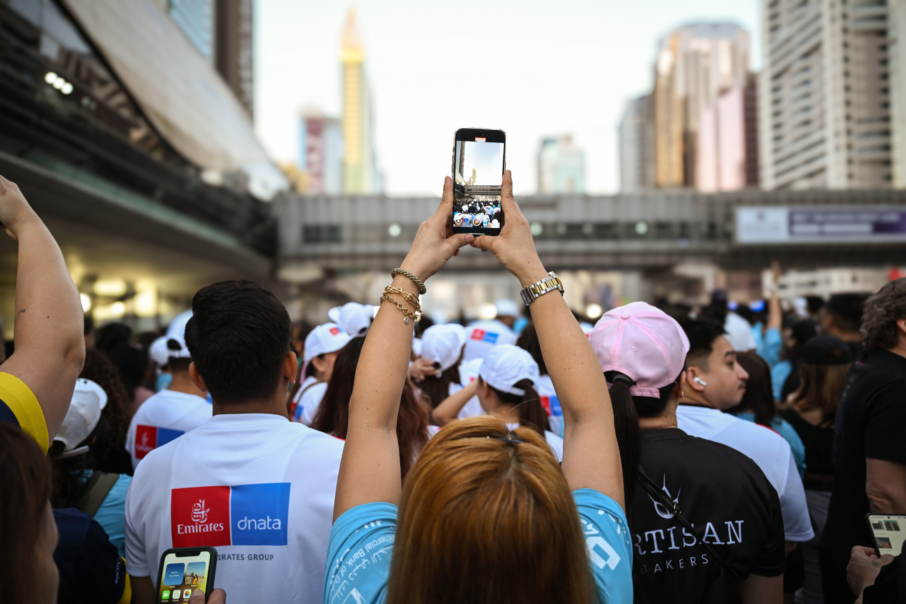 A photo taken of Emirates employees gathered at the Dubai run.
