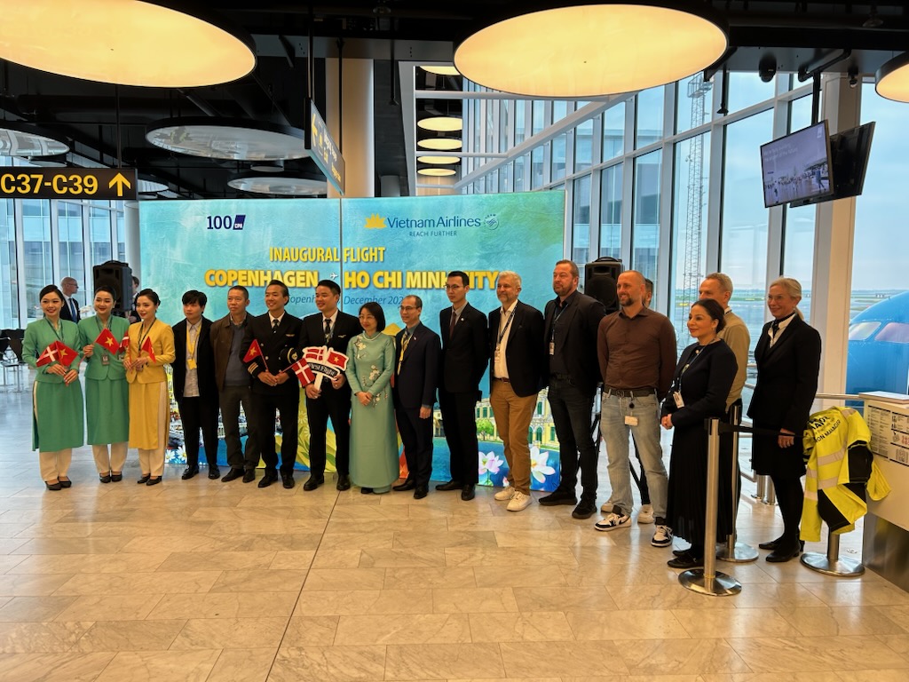 Aviator Vietnam Airlines Gound Handling Copenhagen Airport Northern Europe and Vietnam