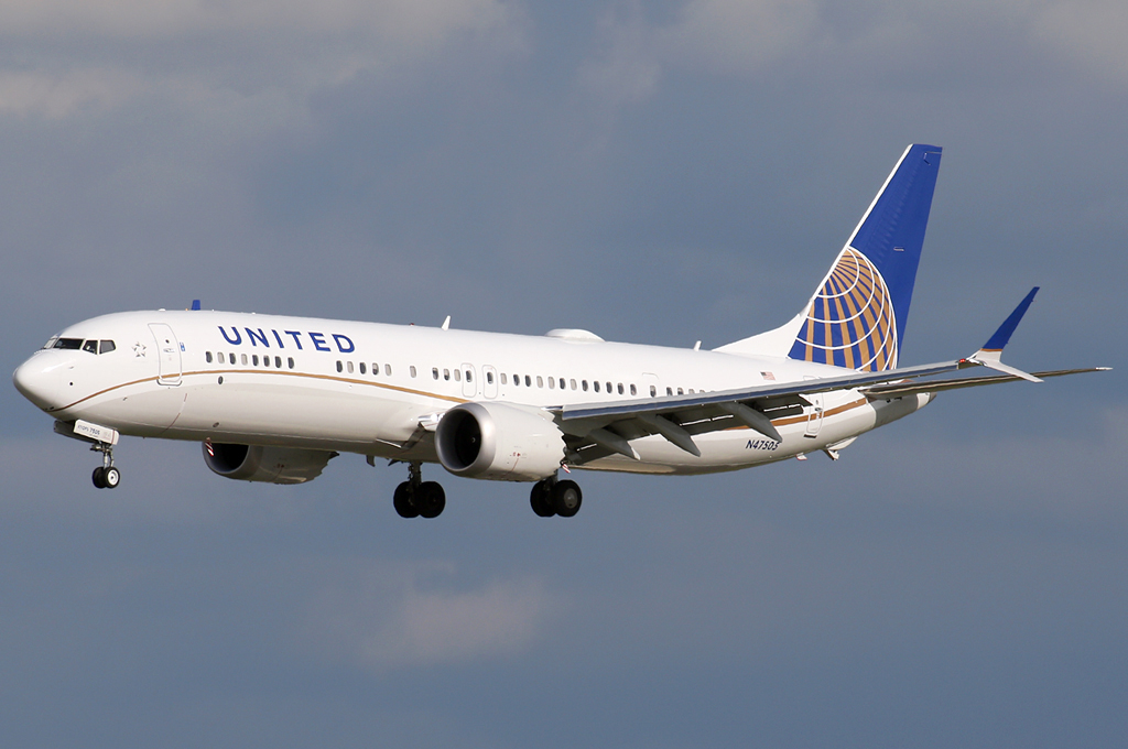 United Airlines Boeing 737-9 MAX aircraft, flying.