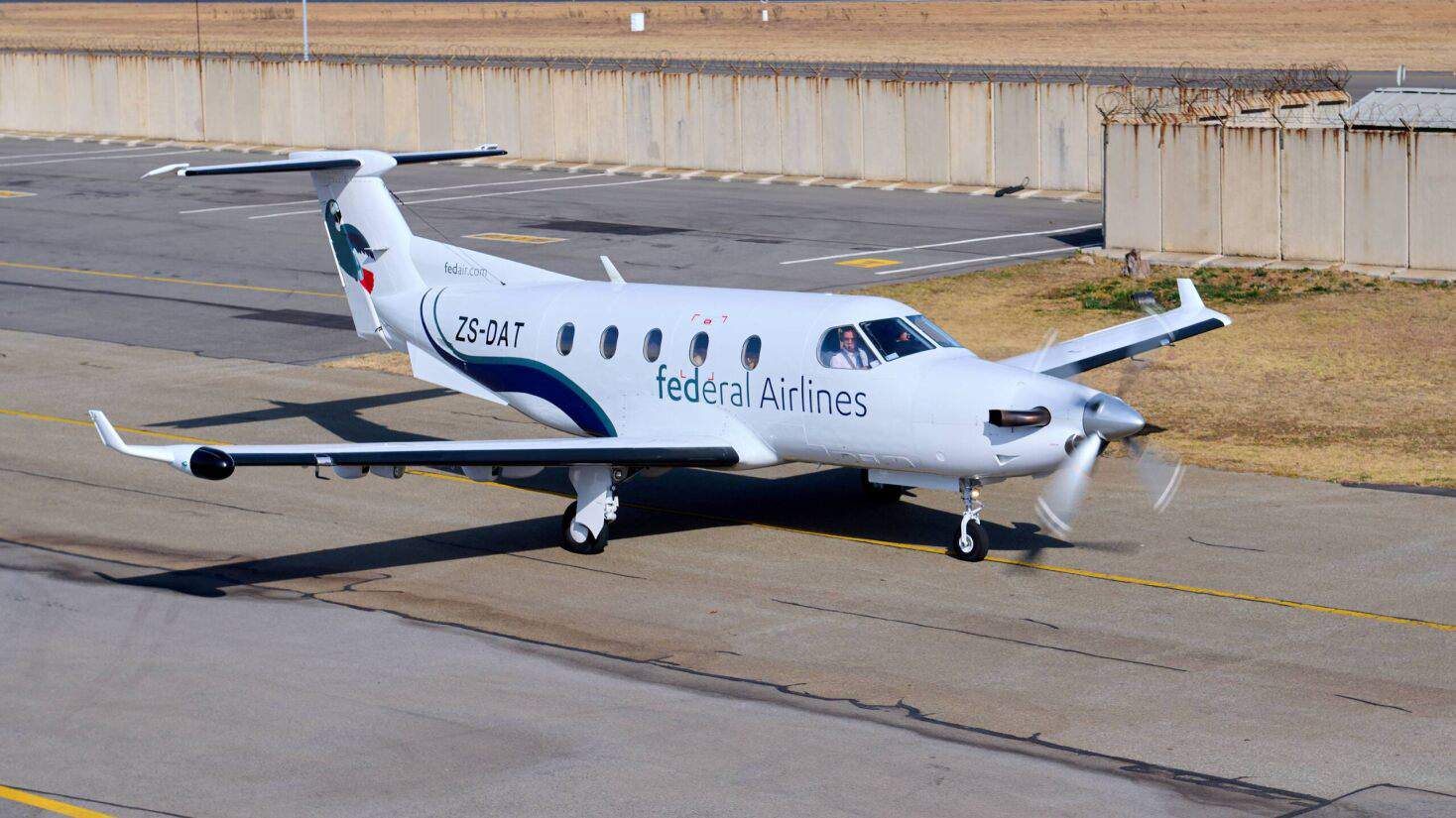 A Federal Airlines Pilatus PC-12