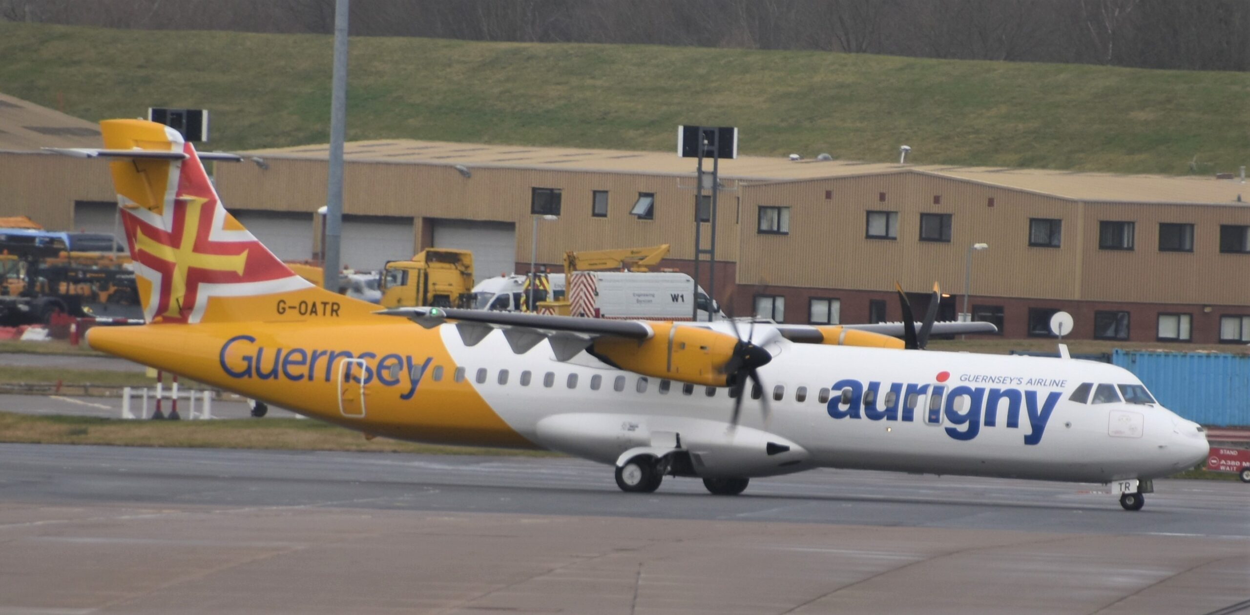 Aurigny has reduced Guernsey–Jersey inter-island airfares to £49.99 one-way