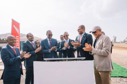 The Prime Minister of the Federal Democratic Republic of Ethiopia, ministers, high level government officials, industry leaders, stakeholders, and Ethiopian Airlines executives at the construction ceremony on January 10th.