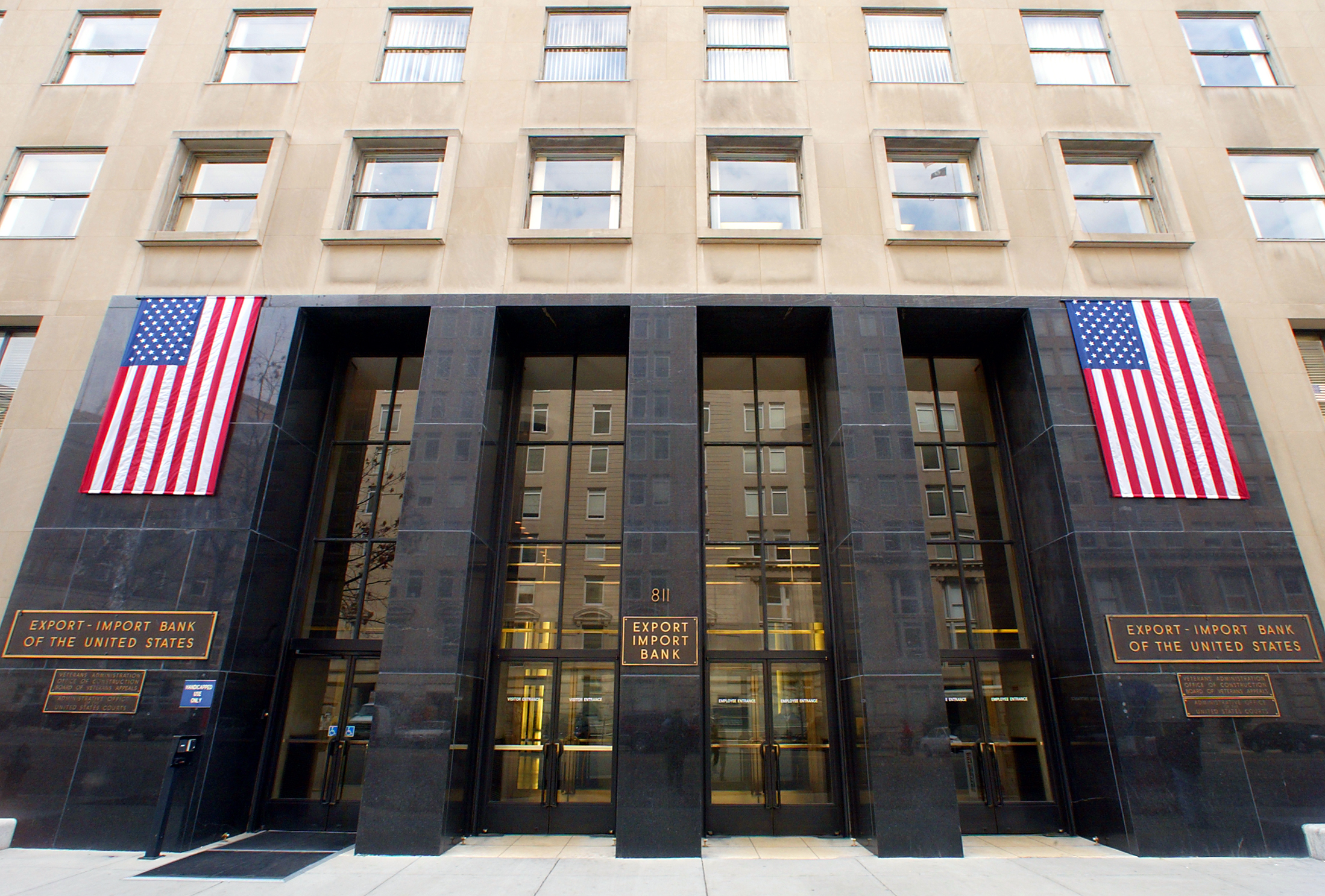 An image of the building that houses the Export-Import Bank at 811 Vermont Ave NW, Washington DC