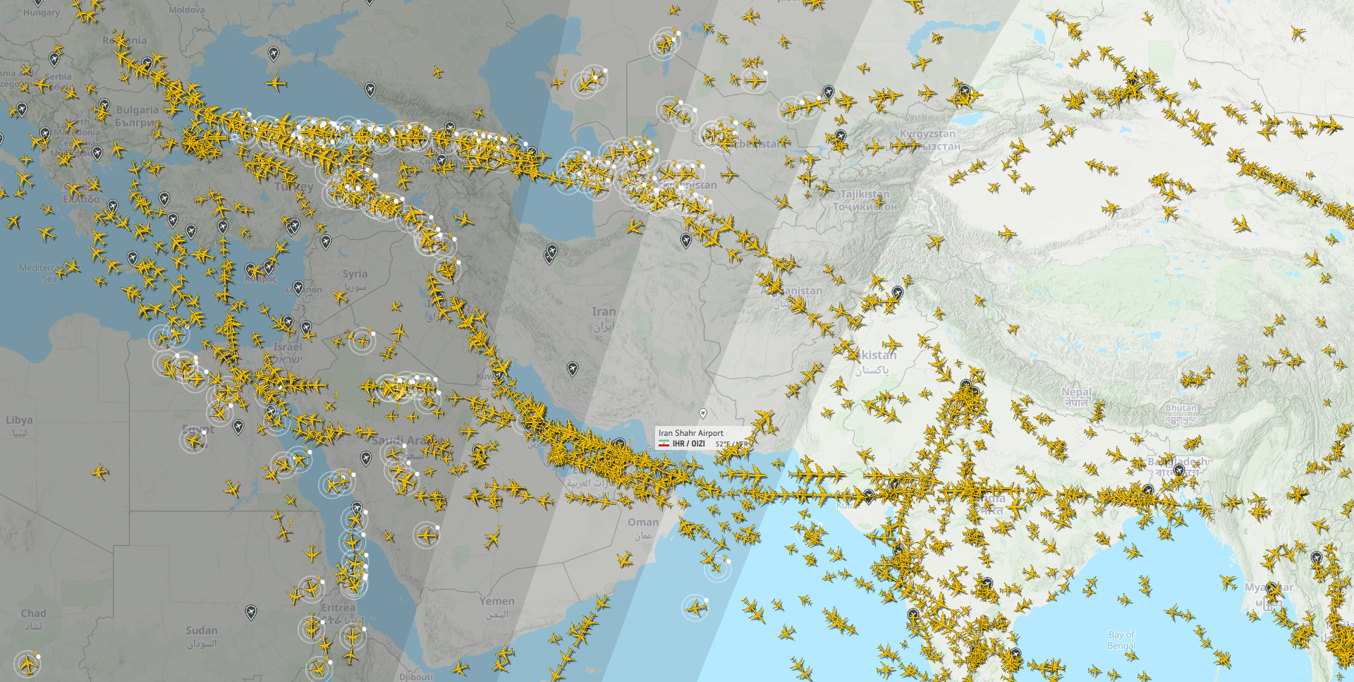 Image of flight paths over Iran showing no flight activty. © Air Nav Systems