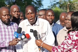 KAWU secretary general Moss Ndiema addressing the media