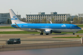 KLM and KLM CityHopper win several awards at the annual Aviation Awards Challenge in Copenhagen, which encourages airlines to be environmentally conscious.
