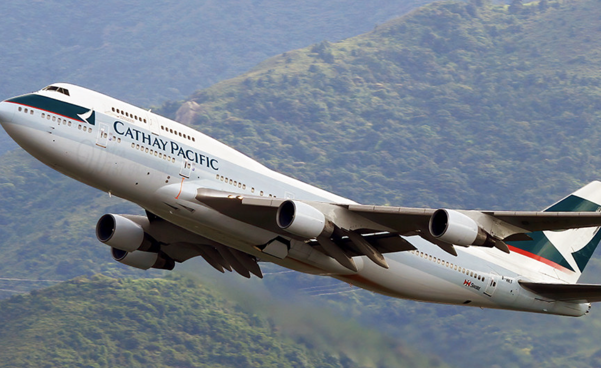 Cathay 747 Taking Off