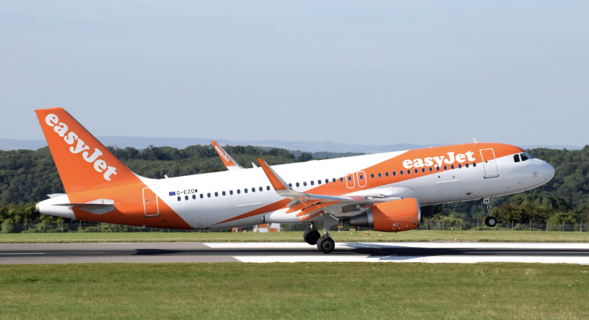 Easyjet taking off 