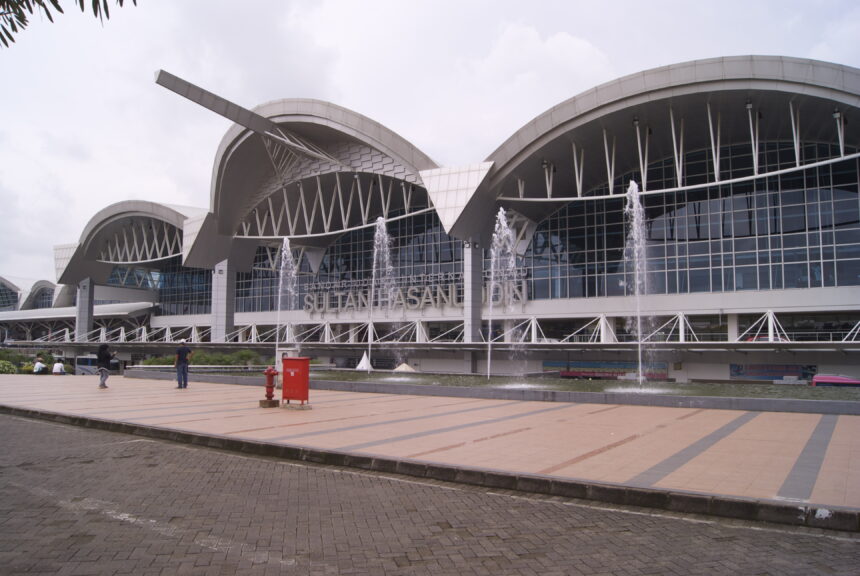 Sultan Hasanuddin International Airport, Makassar © Midori