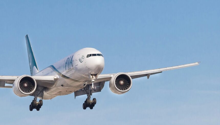 A PIA plane landing in Toronto ©John McArthur