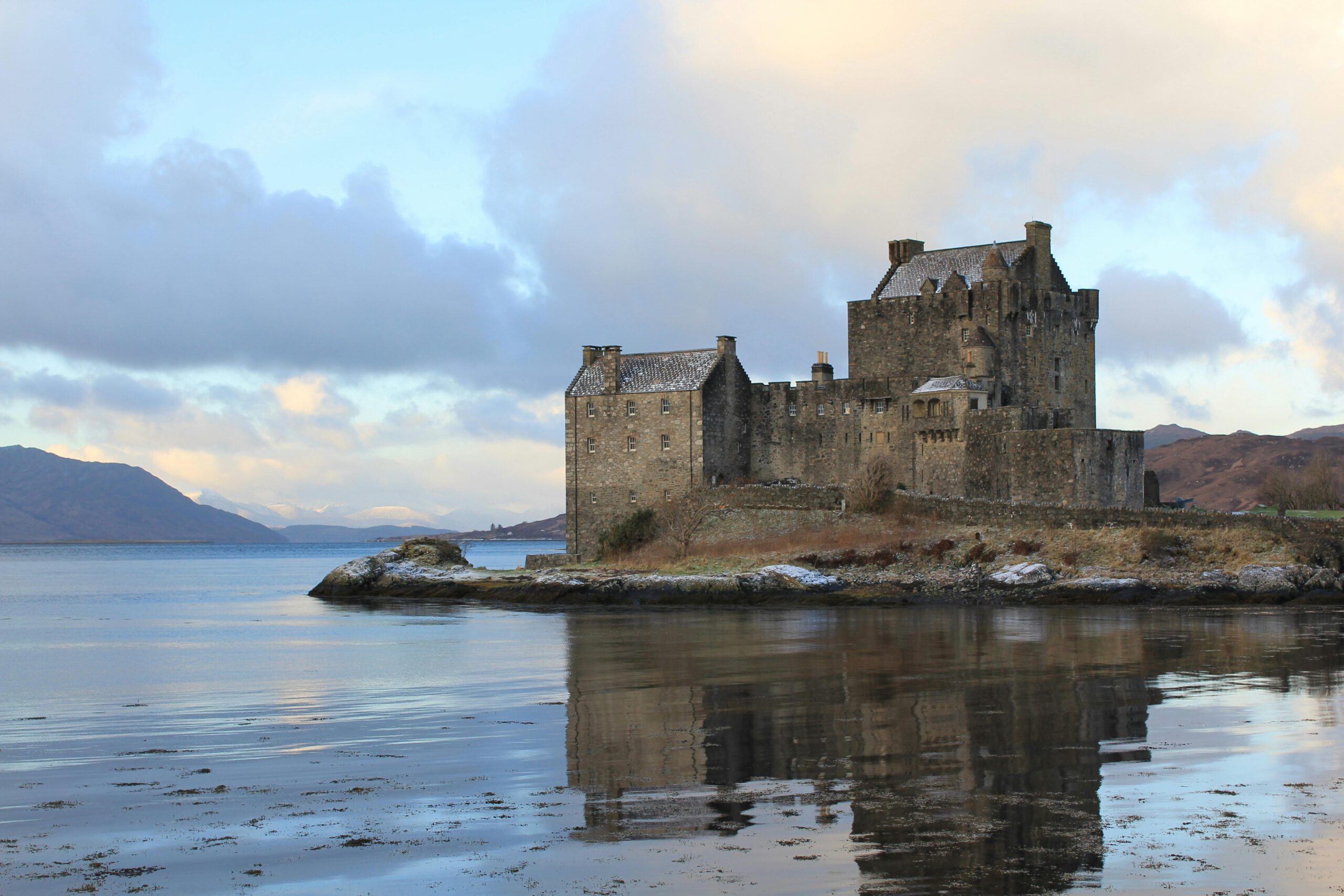 Slow Travel in Scotland: Exploring Nature, Villages, and Scenic Journeys