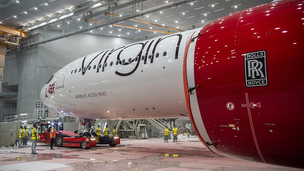 Virgin Atlantic A330-900, workers around the aircraft.