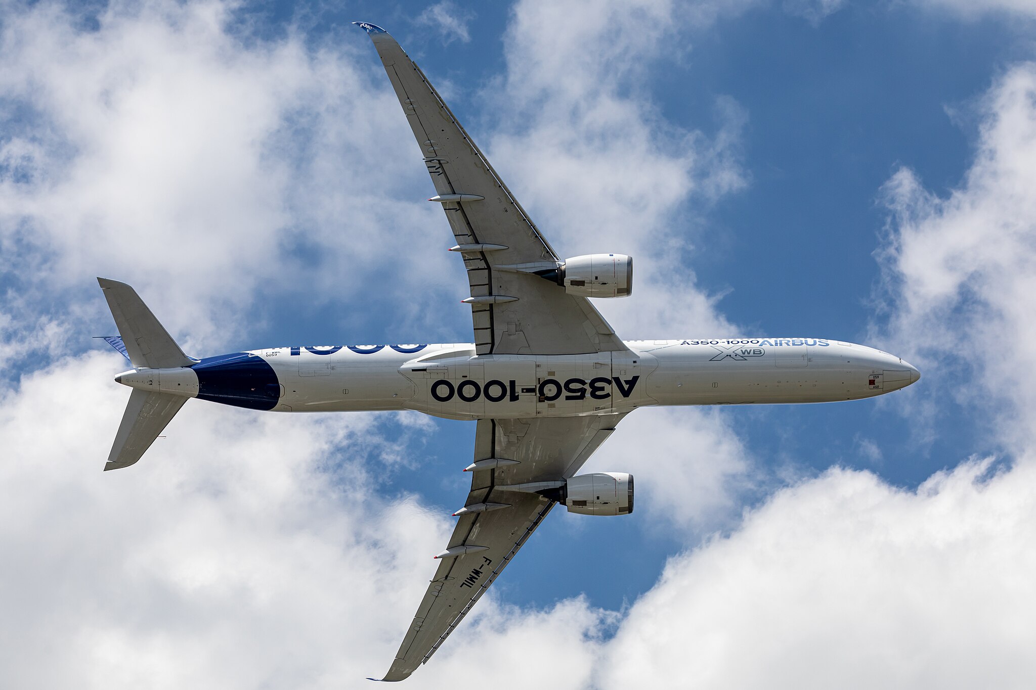 Airbus A350-1000 on flying display at Paris Air Show 2019