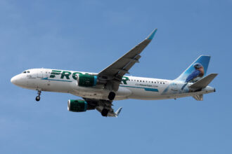A Frontier Airlines Airbus A320neo in mid-flight