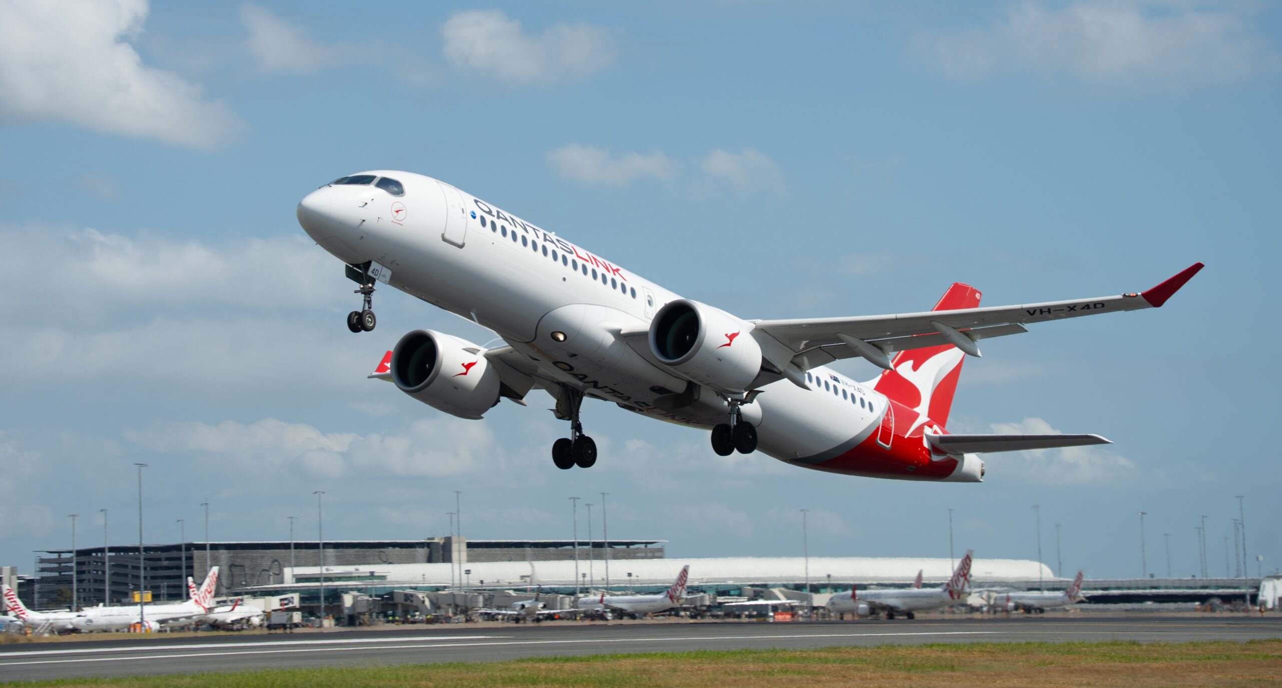 QantasLink has now taken delivery of its 11th A220 ©