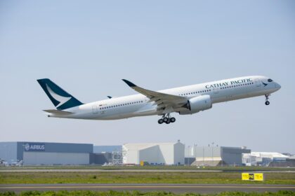 A350-900 Cathay Pacific Airways plan taking off.