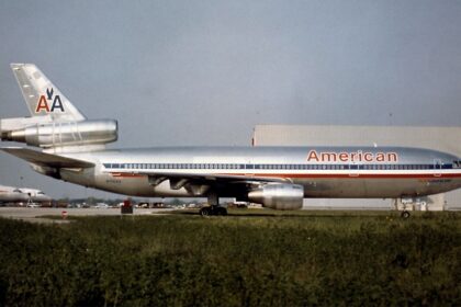 American Airlines plane on runway at Chicago O'Hare airport