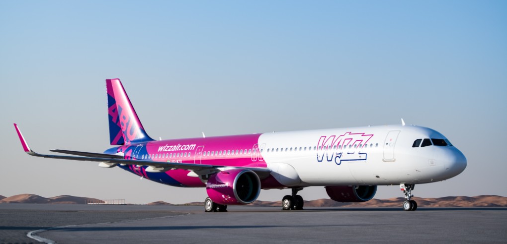 London Luton Airport offers a twilight bag drop-off service for Wizz Air Passengers catching an early flight. The exclusive service will launch Feb. 16, 2026.