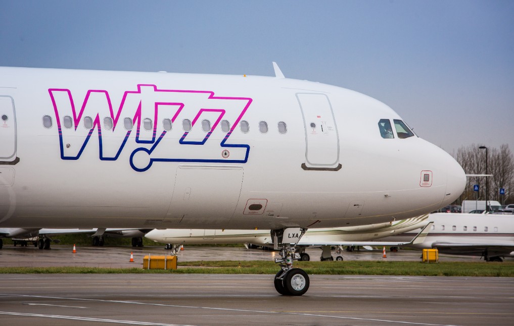 London Luton Airport offers a twilight bag drop-off service for Wizz Air Passengers catching an early flight. The exclusive service will launch Feb. 16, 2026.