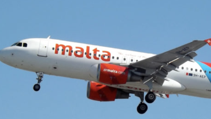Malta Air in Takeoff