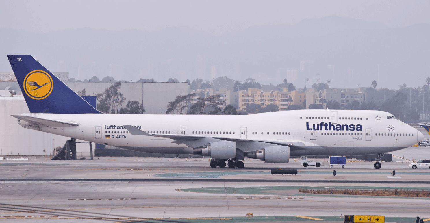 Lufthansa 747 Parked