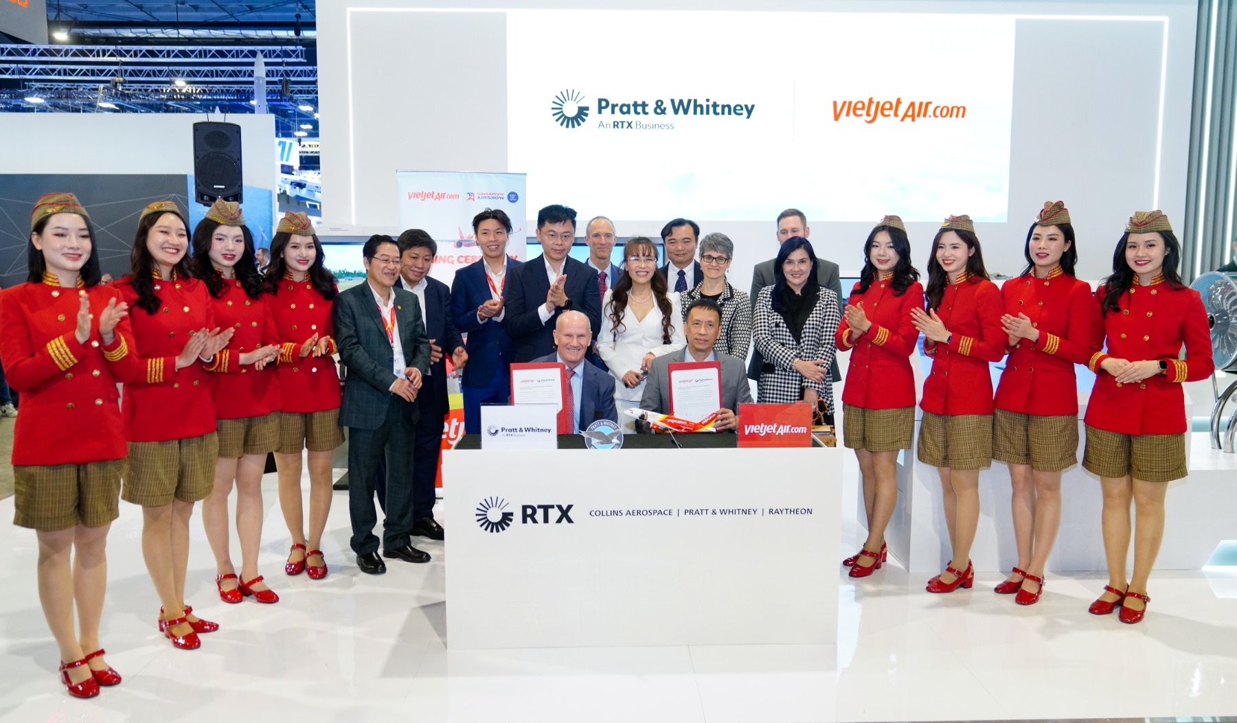 A large group of attendees at the 2026 Singapore Airshow.