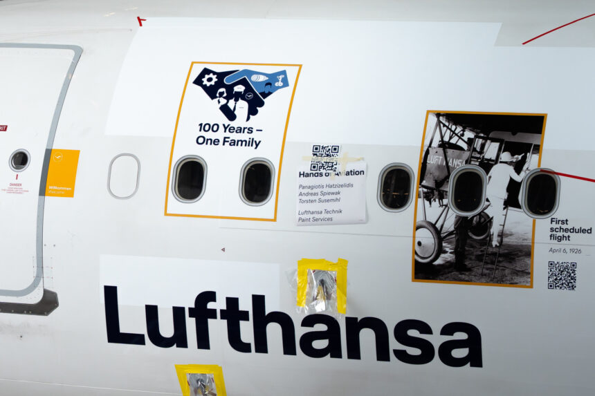 Designs by the employees on the fuselage of a Lufthansa aircraft