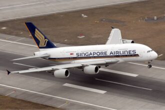 Singapore Airlines Airbus A380, taking off at Zurich airport.