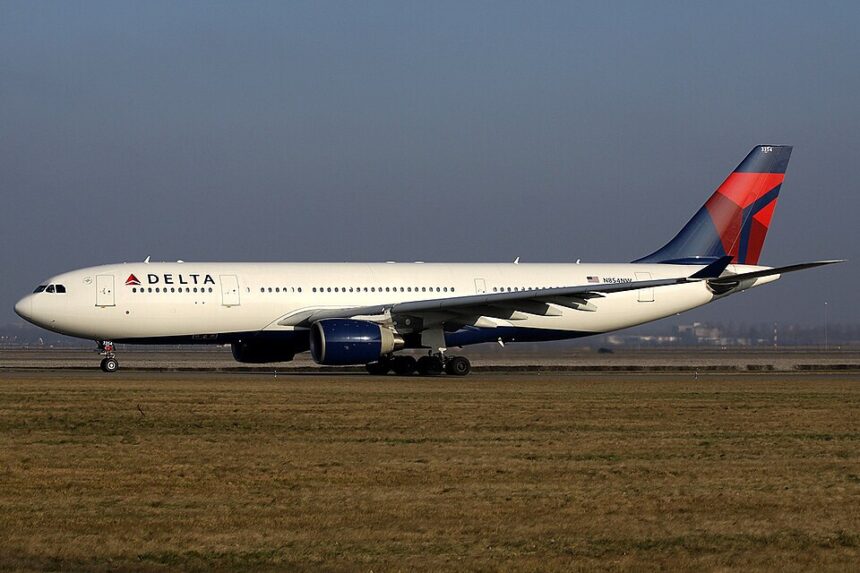 Airbus A330-223, Delta Air Lines on runway at Amsterdam - Schiphol