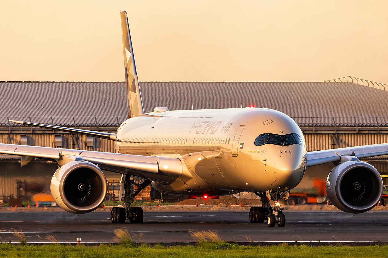 Eithad Airways aircraft on ground 