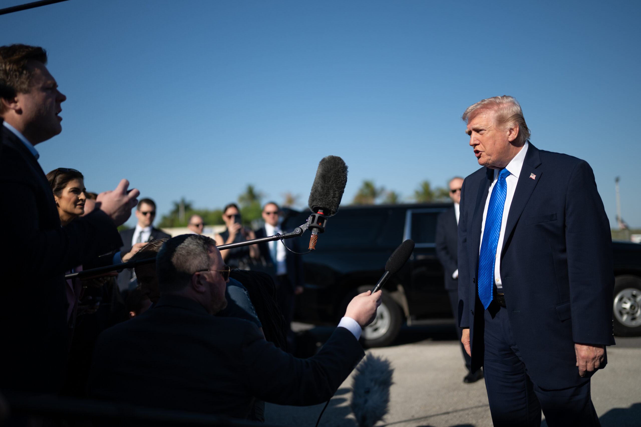  President Donald J. Trump boards Air Force One at Palm Beach International Airport in West Palm Beach, Florida on Monday, March 23, 2026