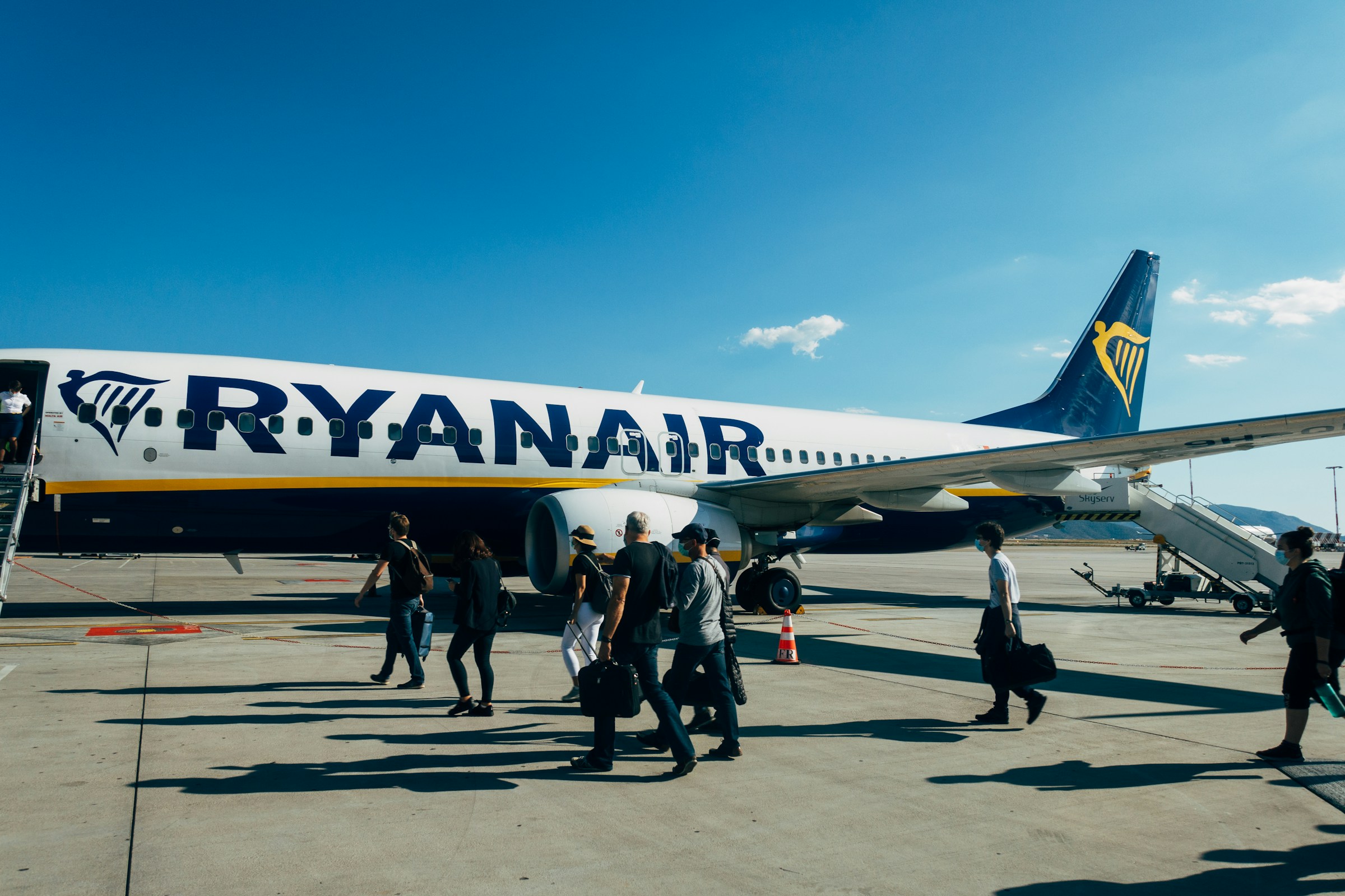 Passengers boarding Ryanair aircraft 