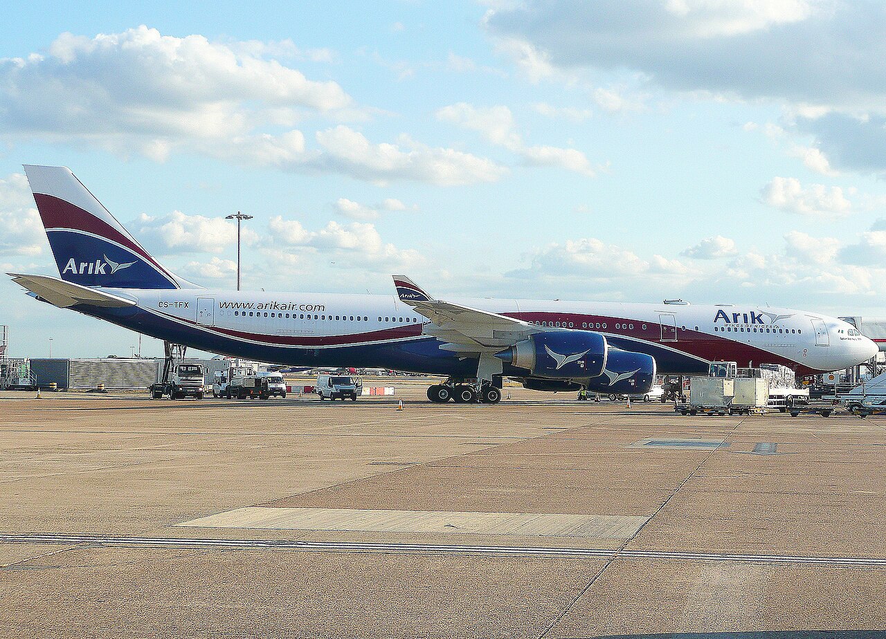 CS-TFX A340 Arik Air on std 209