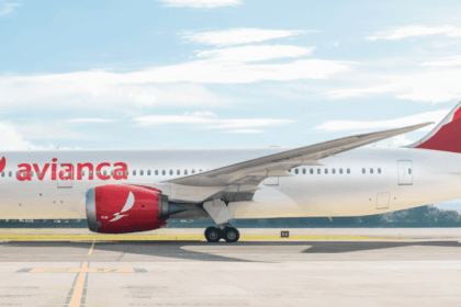 Avianca Boeing B787 aircraft left-hand side view