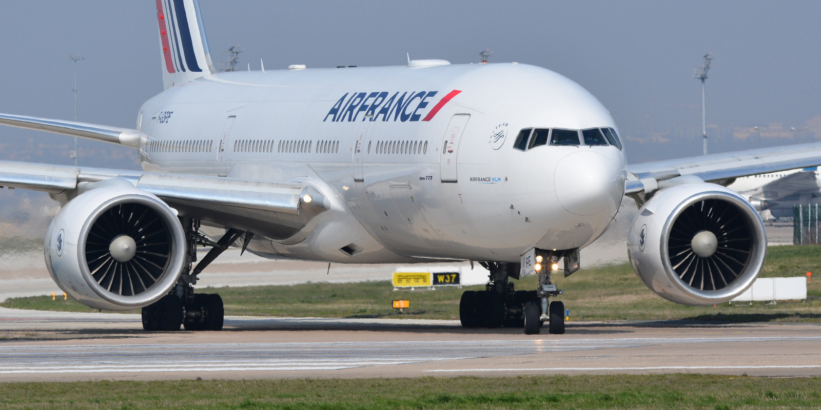 An Air France Boeing 777-200 aircraft