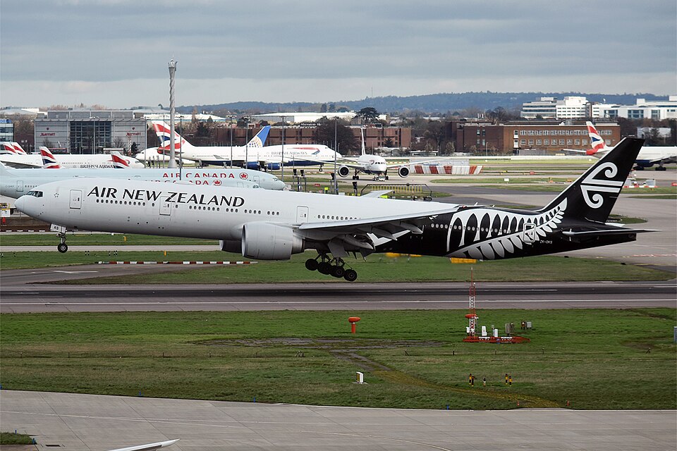 Air New Zealand Boeing 777-319 aircraft