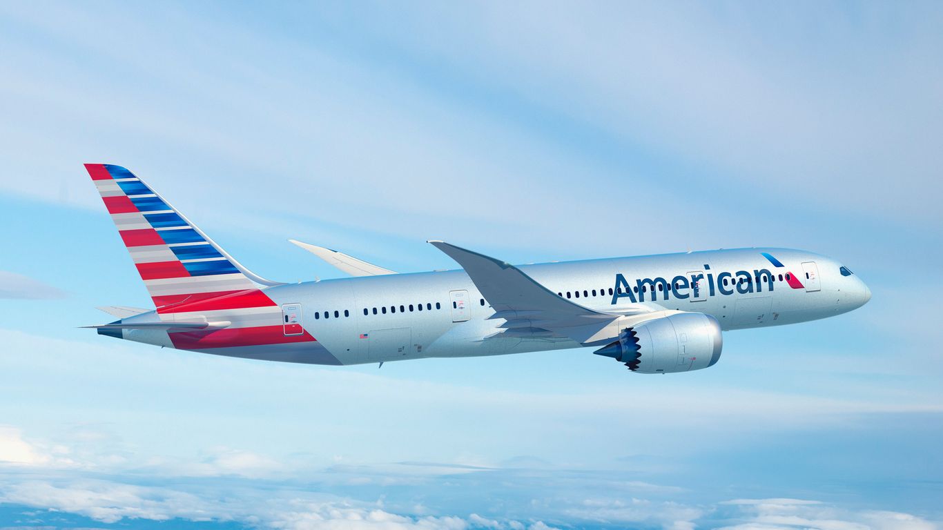 An American Airlines jet.