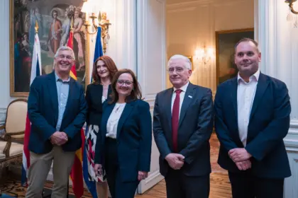 A group of 5 industry professionals (2 women and 3 men), including ANTOR Chair Manuel Butler