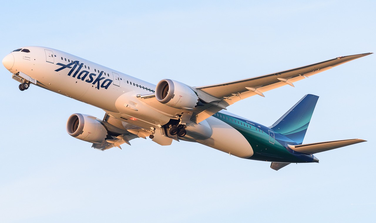 A picture of Alaska Airlines Boeing B787-9 captured during Take-off from Glasgow Prestwick Airport