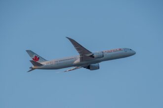 Air Canada flight 843 (Boeing 787-9, C-FRSI) to Toronto-Pearson takes off from Frankfurt International Airport seen from Aussichtspunkt Ost, taken on Feb. 17, 2025 17:26:20.