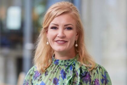 Lorenza Maggio has worked for the Lufthansa Group since 2001.