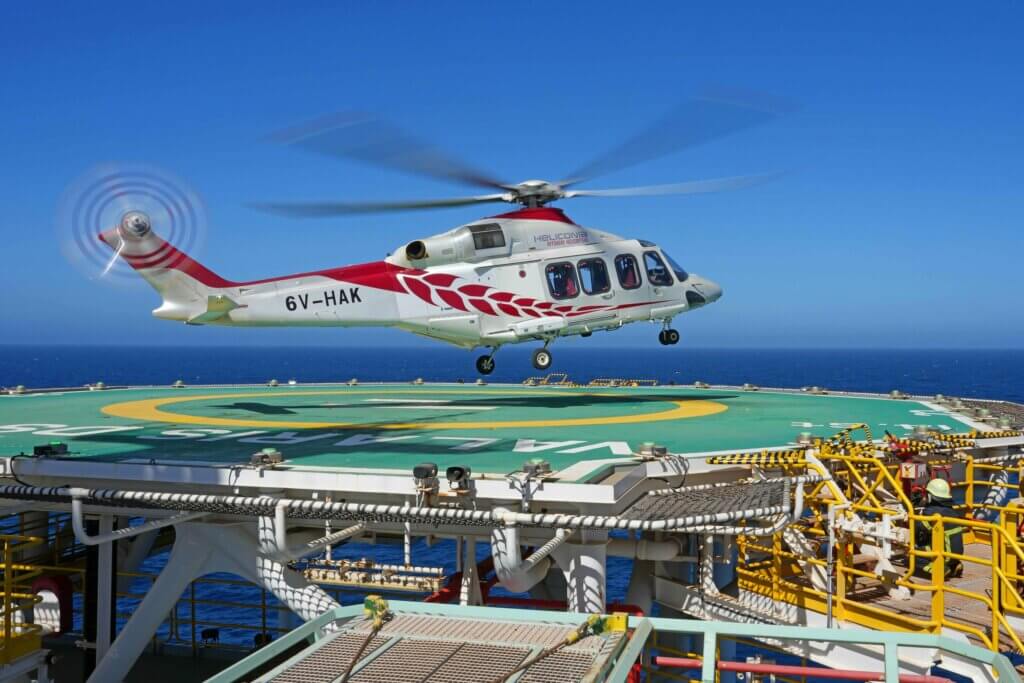 Oil Rig heli