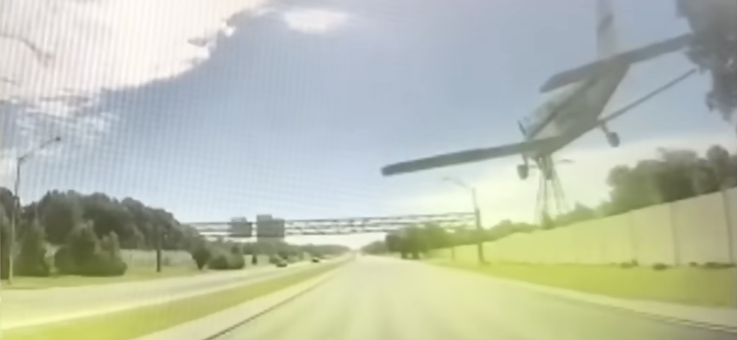A witness' dash camera footage captured the Piper PA-28 as it descended.