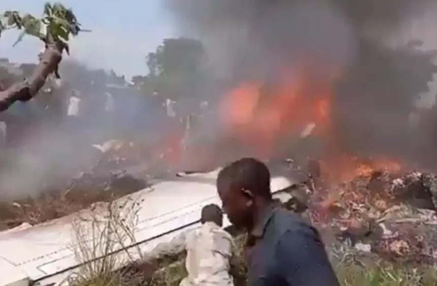 Screenshot of a video from the scene of the crash posted on X/Twitter.