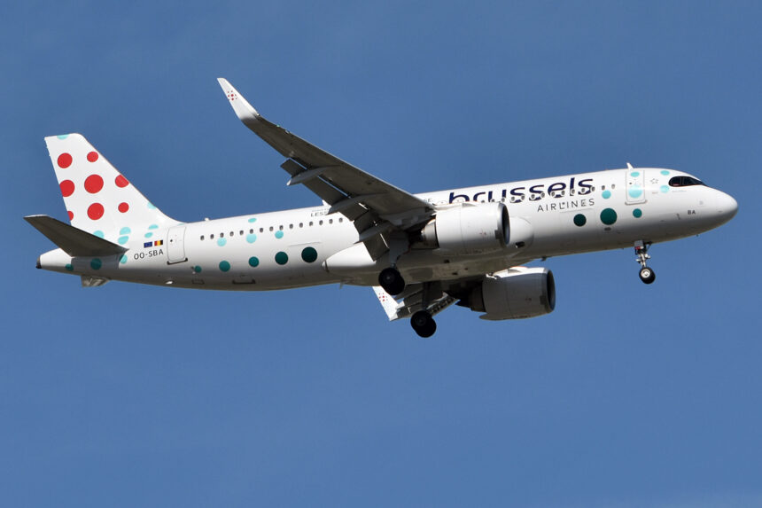 A Brussels Airlines Airbus A320-251N aircraft on its right-hand side